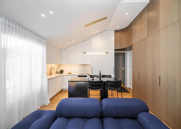 Cohost I New Gedimino Ave Apartment W- Ac, In The Center Of It All