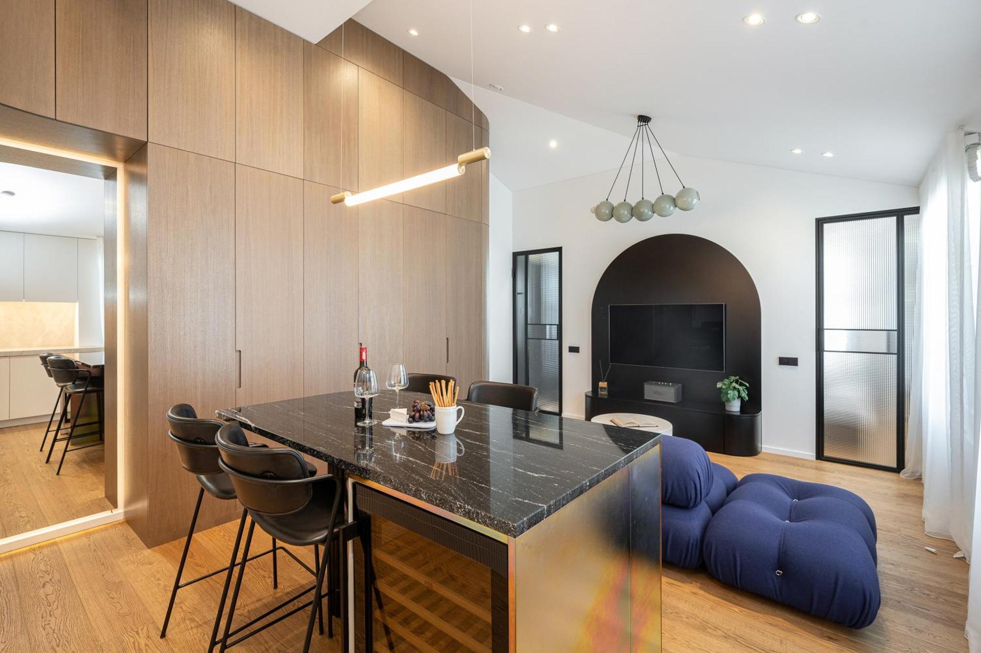 Apartament Cohost I New Gedimino Ave W- Ac, In The Center Of It